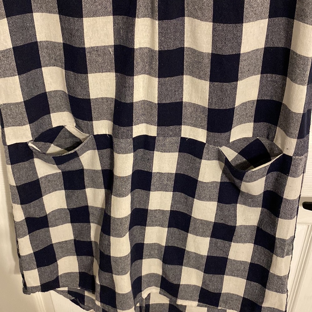 Ladies Tunic, Shirt Dress, black & white plaid, with 2 front pockets. GUC - Picture 3 of 7